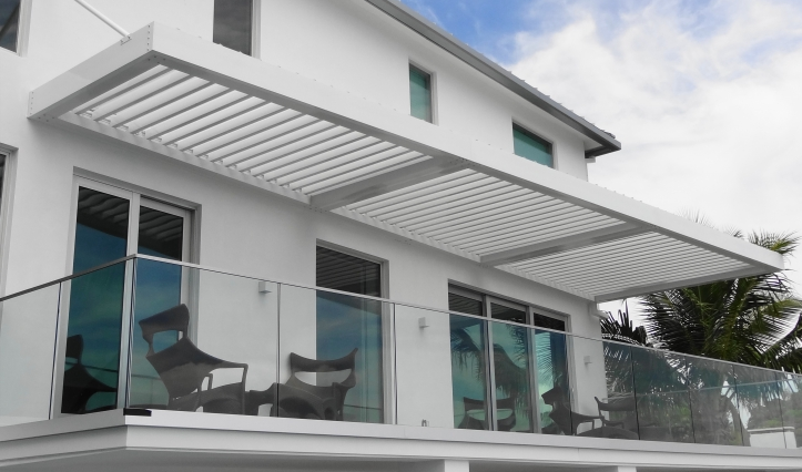 Adjustable Waterproof Retractable Roof Gazebo Aluminum Pergola With Adjustable Louvers
